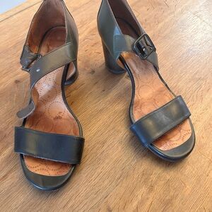 Chie Mihara Olive and Black Heels